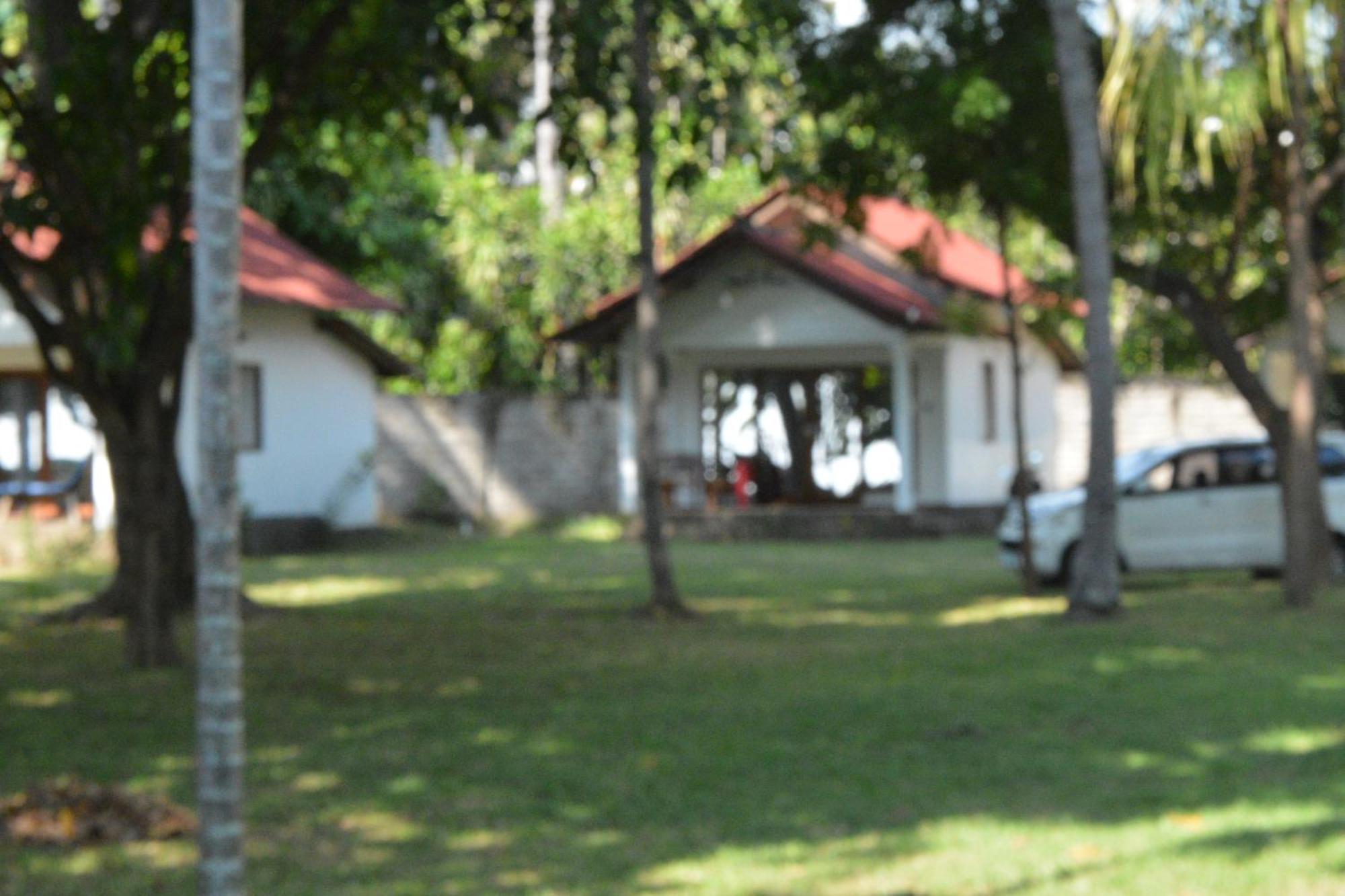 Sunset Springs Beach Retreat Hotel Papak Exterior photo